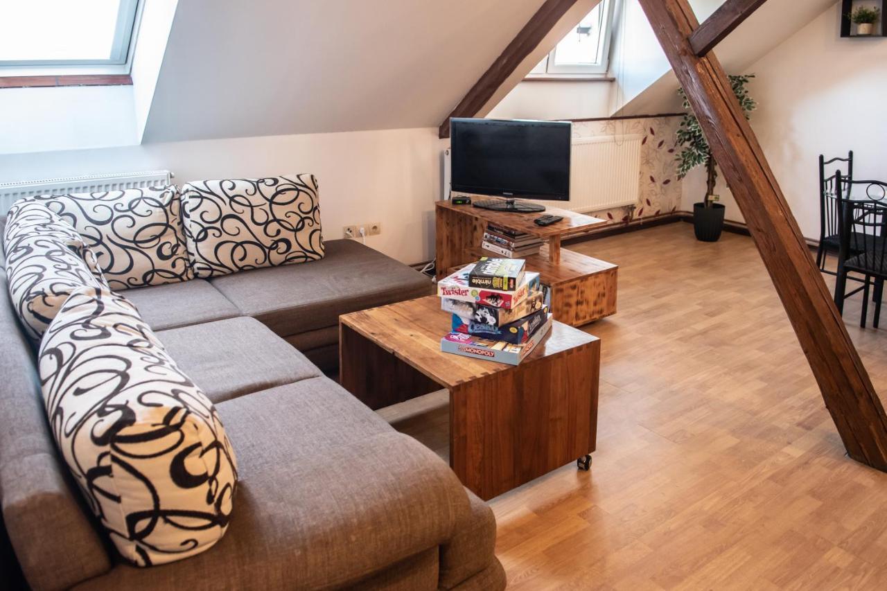 Podkrovni Apartman S Vyhledem Na Namesti Lomnice nad Lužnicí Kültér fotó